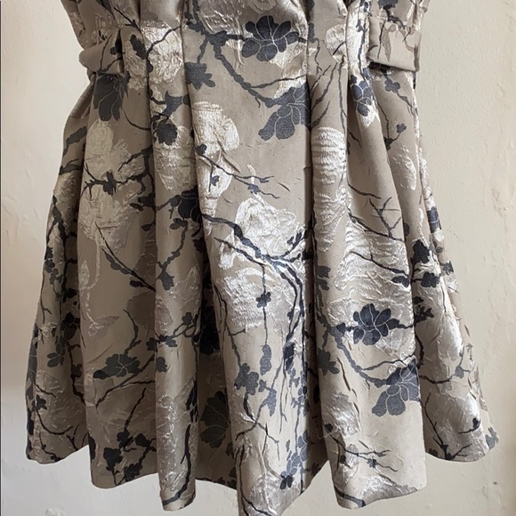 Simply Vera Floral Print Sleeveless Blouse Sz 10 - Picture 4 of 5